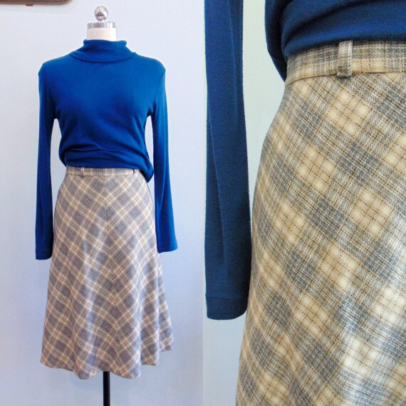 Vintage 1970's Plaid Skirt / A-Line Plaid / Gray B
