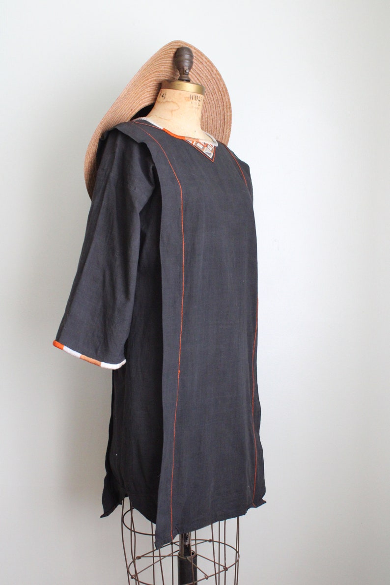Vintage 1970's Black Linen Tunic Dress. Opus 1. Diana Martin. Size Medium image 3