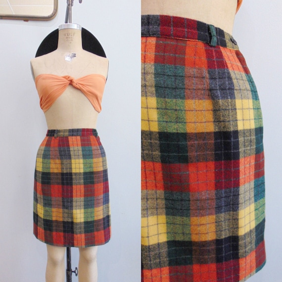 Vintage 1960's Primary Plaid Mini Skirt / Wool Mi… - image 1