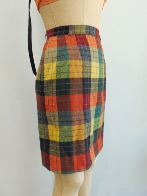 Vintage 1960's Primary Plaid Mini Skirt / Wool Mi… - image 4