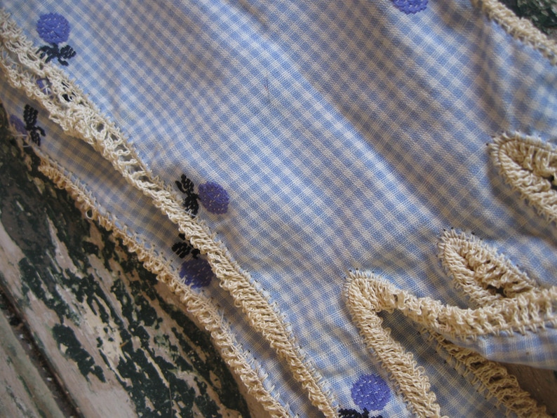 Vintage 1950/'s Hand Sewn Gloves Blue Floral Gingham