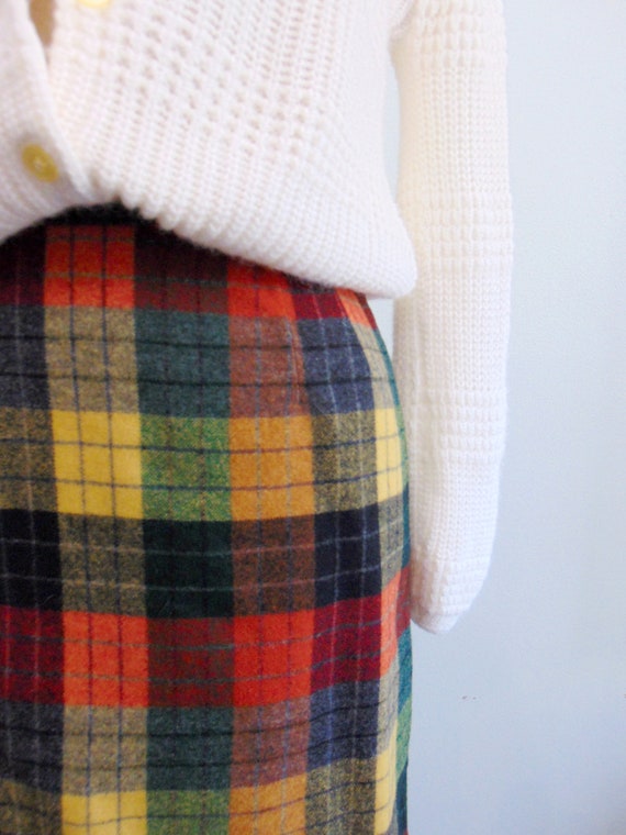 Vintage 1960's Primary Plaid Mini Skirt / Wool Mi… - image 5