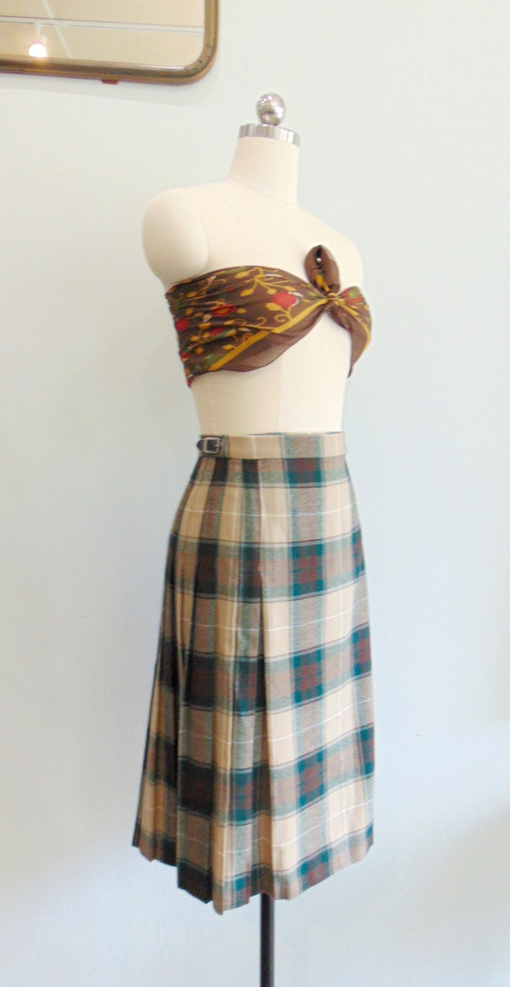 Vintage 1970's Plaid Wrap Skirt / Knee Length / T… - image 4