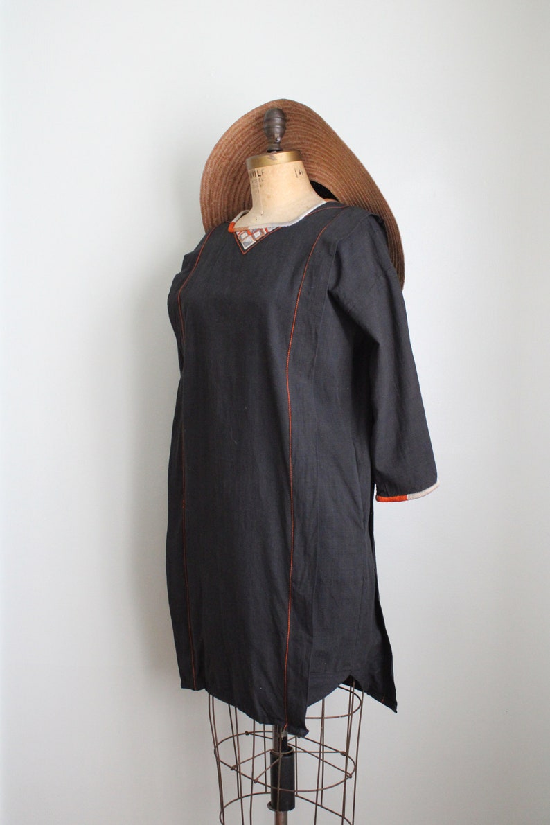 Vintage 1970's Black Linen Tunic Dress. Opus 1. Diana Martin. Size Medium image 9