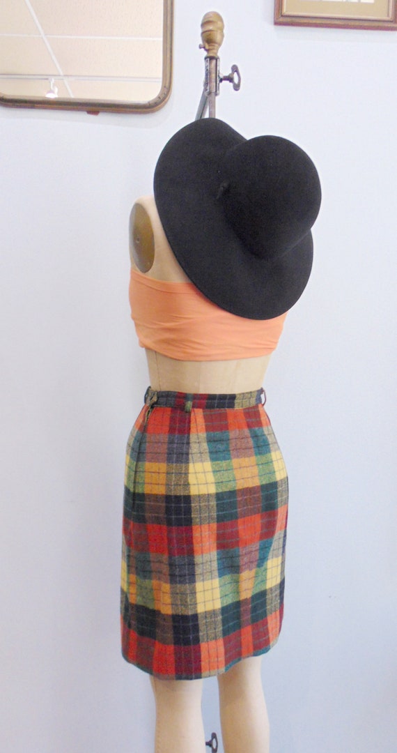 Vintage 1960's Primary Plaid Mini Skirt / Wool Mi… - image 8