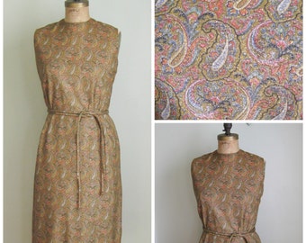 Vintage 1960's Metallic Shift// Belted// Wiggle