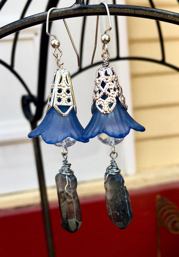 Trumpet Flower Earrings