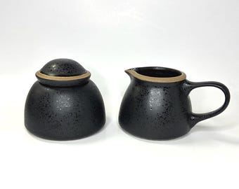 Azucarero y cremera con tapa de Dansk Santiago Dinnerware, cerámica azul/gris