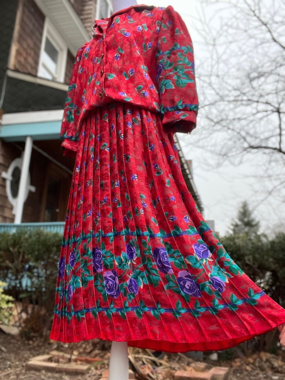 red floral pleated dress FARM Rio Berry Garden Maxi Dress