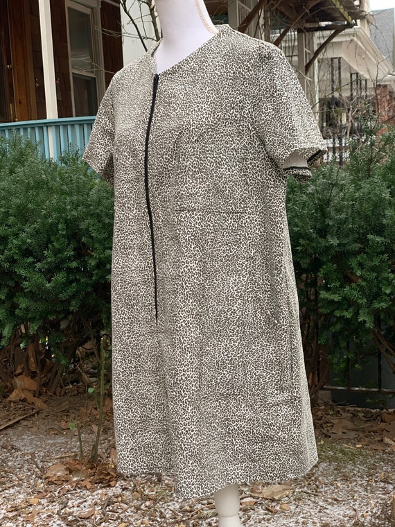 Handmade, Cheetah Print  Go-Go Style Zip Up Dress… - image 2
