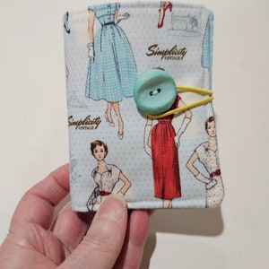 Fabric Sewing Needle Case: Padded Needle Book Organizer