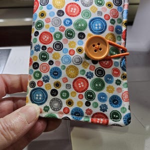 Fabric Needle Case: Sewing Needle Storage Wallet with Button