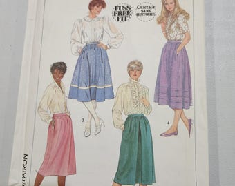 Simplicity Sewing Pattern 7435, Skirt in two lengths, Size 20, waist 34.