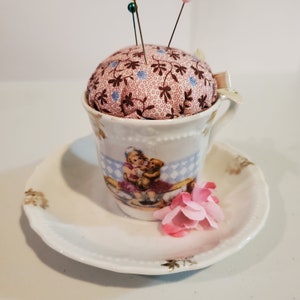 Vintage Teacup Pincushion: Floral Sewing Gift with Gold Accents