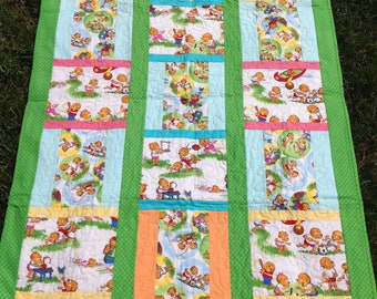 Bären Baby Quilt, Krippendecke, Baby Shower Geschenk, neue Mama Geschenk, Kinder Größe Quilt, Kleinkind Quilt, Patchwork Quilt, neues Baby Geschenk, Geschenk für Jungen