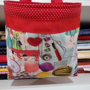 Scrap catcher or snips bag for your fabric and crafting scraps.