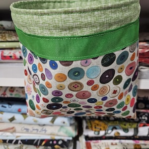 Cotton Sewing Scrap Catcher: Button Print Pin Cushion