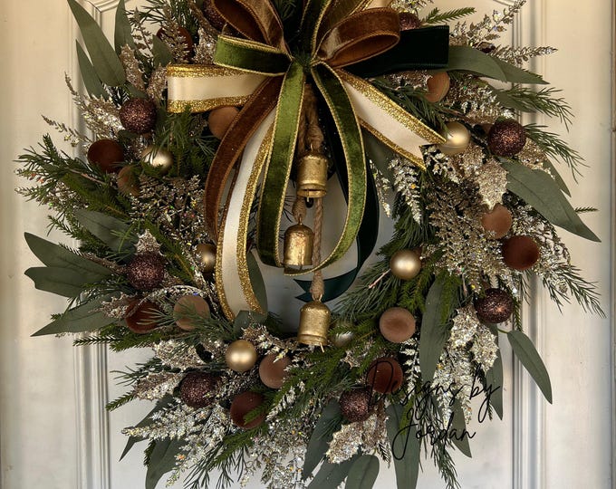 Green & Gold Christmas Wreath With Bow | Elegant Holiday Front Door ...