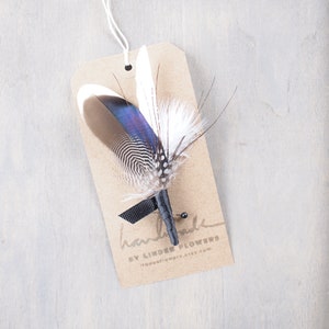 Rustic Wedding Natural Feather Boutonniere, Men's Lapel Pin, Grooms Buttonhole