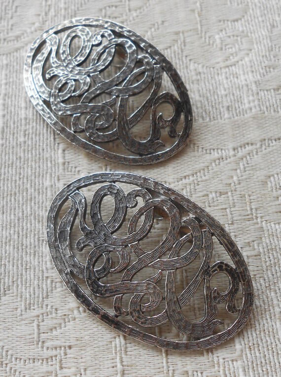 1960's Silver Tone Oval Scroll Shoe Clips - image 2