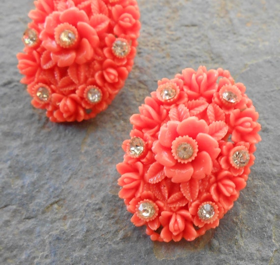 Vintage Coral "Carved" Celluloid Rose Rhinestone … - image 6
