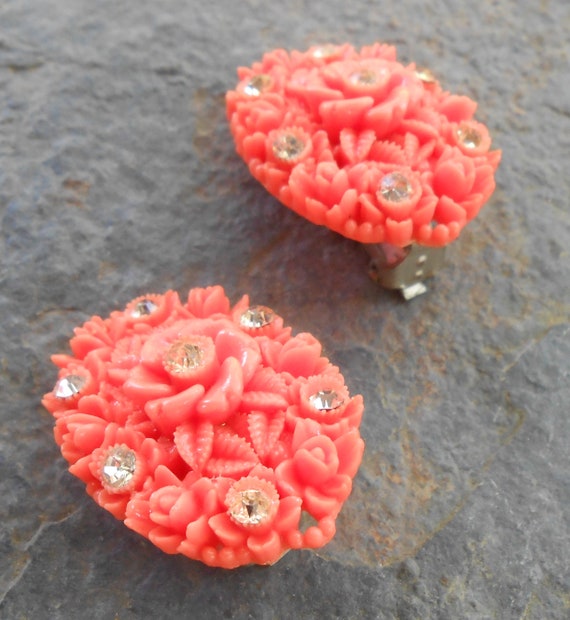 Vintage Coral "Carved" Celluloid Rose Rhinestone … - image 5