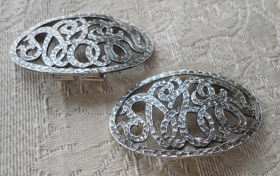 1960's Silver Tone Oval Scroll Shoe Clips - image 5