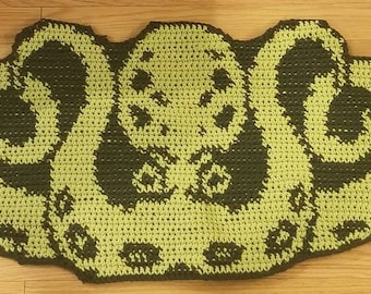 Octopus Hug Scarf/Wall Hanging