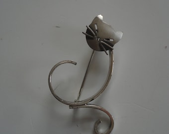 Beau sterling cat pin discount