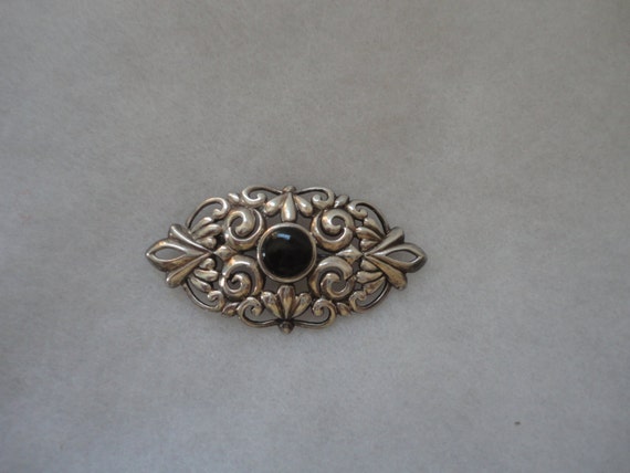 Vintage Art Nouveau Sterling Silver Black Onyx Brooch, Sterling Black Onyx Pin, Mid Century Sterling Black Onyx Brooch, Sterling Silver,Onyx
