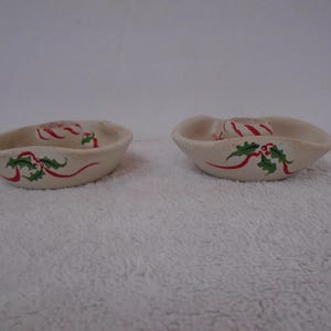 Vintage Dorchester Pottery Pair White Triangular Red Green Holly Candleholders, Dorchester Pottery, Christmas Candleholder, Christmas Decor