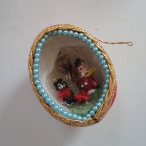 Vintage Red Velvet Gold Cord Diorama Egg Christmas Ornament, Diorama Ornament, Christmas Tree, Egg Ornament, Diorama, Christmas Ornament