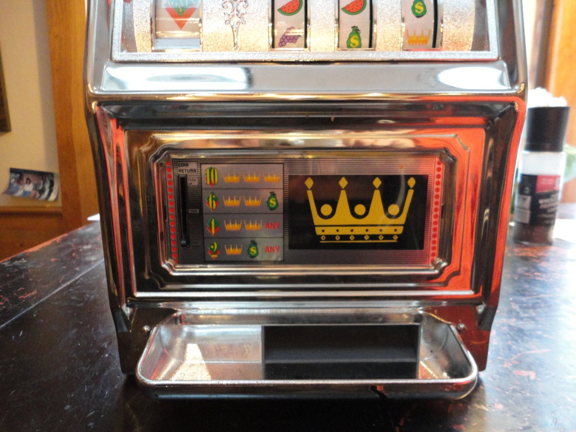 Vintage Waco Casino Crown 25 Cent Toy Slot Machine Metal Body Etsy