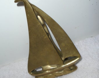 Vintage Small Solid Brass Sailboat Door Knocker, Brass, Brass Sailboat Doorknocker, Beach House Decor, Sailboat, Brass Sailboat, Brass Boat