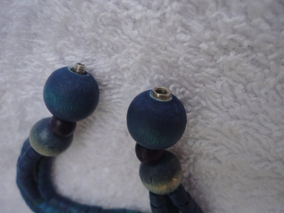 Vintage Graduating Wood Bead Blue Tone Multi Stra… - image 4