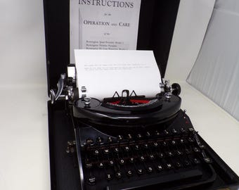 1940 Art Deco Rare Remington Noiseless 7 manual typewriter works!