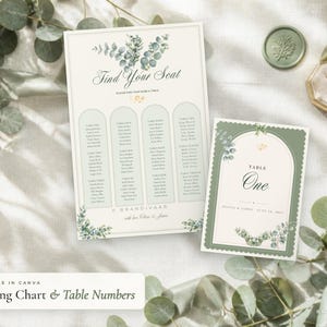 Puede incluir: Un plano de asientos de boda y una tarjeta de número de mesa con ilustraciones de eucalipto verde salvia, marcos arqueados y tipografía elegante. El plano muestra el texto Find Your Seat y la tarjeta Table One.