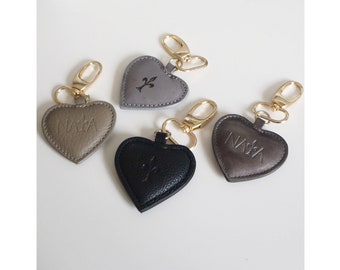 Personalized Leather Heart Keychain , Full Grain Leather Heart Keyring, Functional Leather Key Chain, Perfect Bag Charm or Key Companion