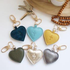 Custom spring shades heart leather keychain, Trendy Purse Accessory Heart Keyring, Monogram personalized handmade Key fob Bag Charm gift