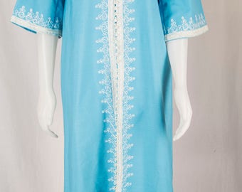 dishdasha robe