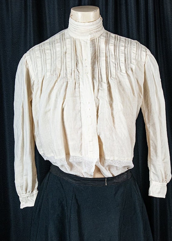 Victorian, Edwardian, pin tucked blouse. white, an