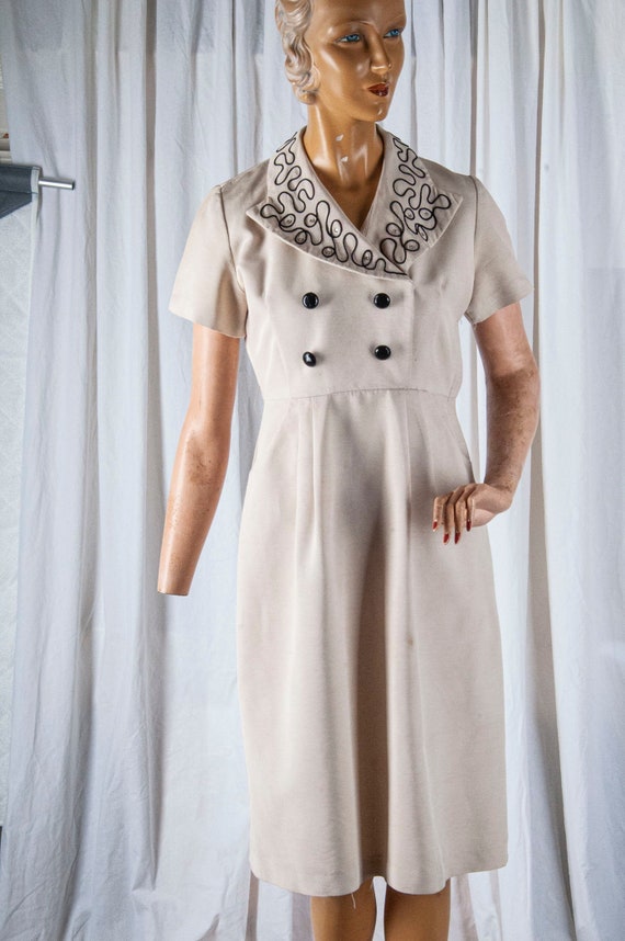 1960s beige sheath dress with corded collar and r… - image 1