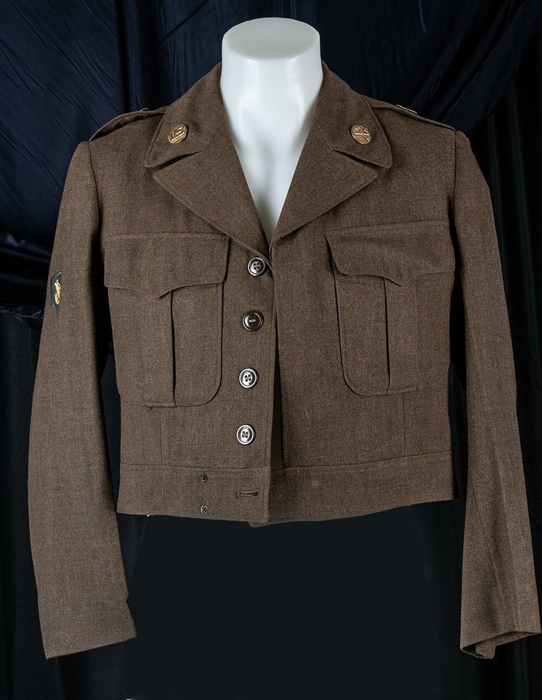 WW2 Eisenhower Jacket 38s, W Induction Papers, Badges, and Pins