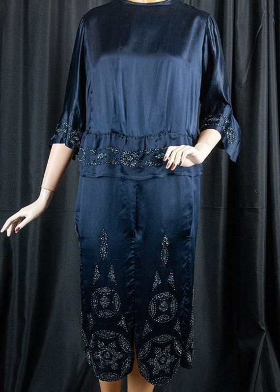 Antique, authentic, 1920s navy blue, beaded, silk… - image 2