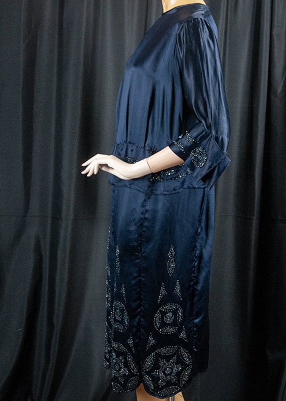 Antique, authentic, 1920s navy blue, beaded, silk… - image 3