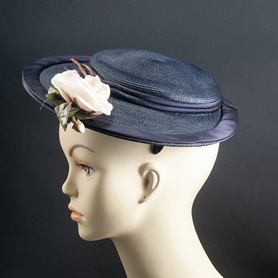 Adele Clair NY, navy halo hat. 1960, flower, fasc… - image 1