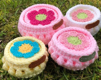 REAL - Basket and  Scrubbies - 1 SET of 6 scrubbies - Bed of Roses Beauty Set- Small basket