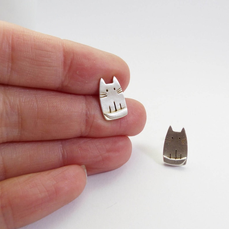 Pet Lover Gift Cat lady Stud Earrings Cat Lover Gifts For Her Gift for Mother/'s Day Animal Pet Jewelry Unique Silver Cat Earrings
