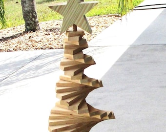 Wooden Spiral Christmas Tree