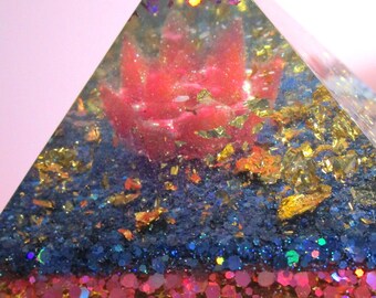 Resin Pyramid with flower and gold flakes, decor, paperweight,